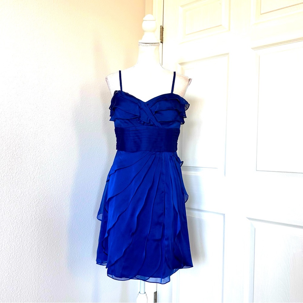 NWOT Adrianna Papell Strap Blue cocktail dress evening size 10 ruffled